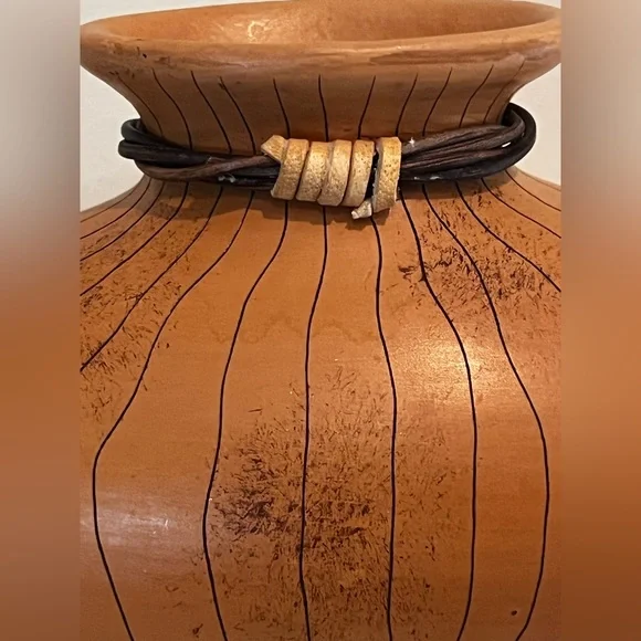 Vtg Hand Crafted Decorative Ceramic Vase Made In Philippines 9.5" L x 5 H x 4.5W - Picture 3 of 9